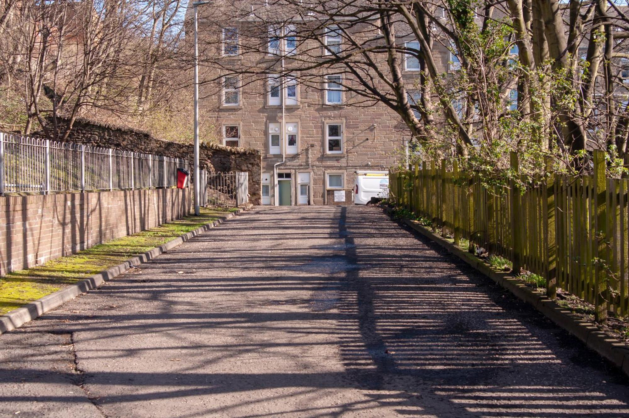 3-Bed Apartment By Eden Project - Free Parking Dundee Exterior photo